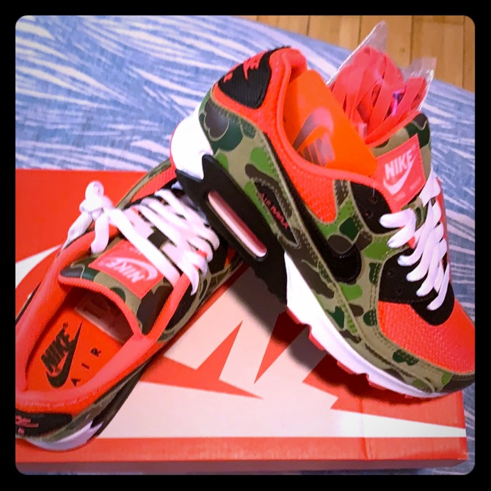 NIB Air Max 90 SP